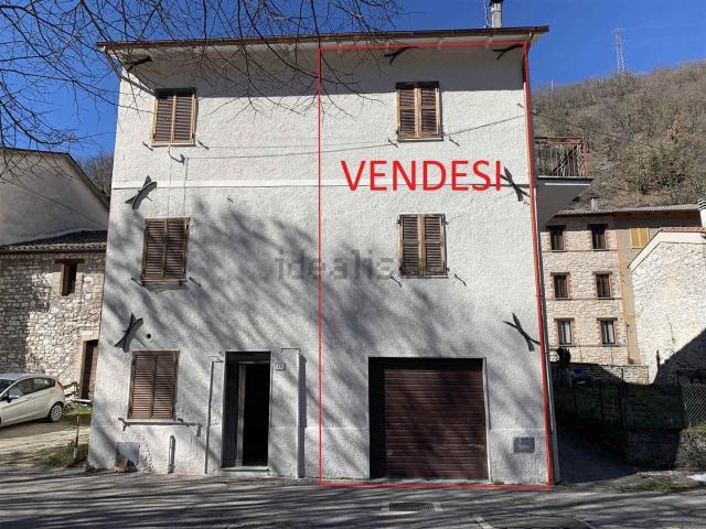 Casa in vendita a Marche, Macerata
