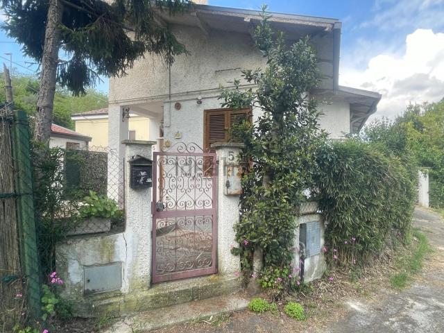 Casa in vendita a Cappelle Sul Tavo, Abruzzo