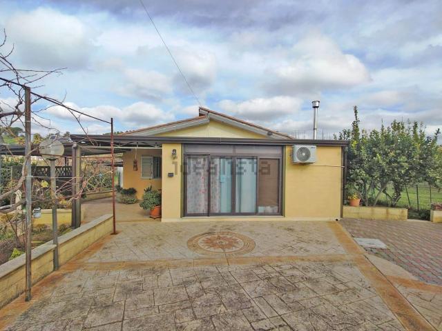 Casa in vendita a Casalotto, Piazza