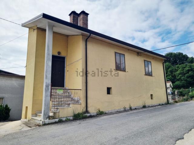 Casa in vendita a Prata Principato Ultra, Campania