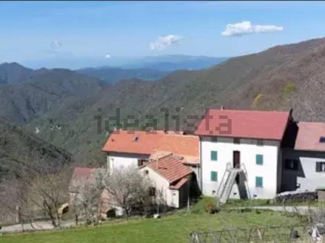 Casa in vendita a Buoni di Pentema, Torriglia