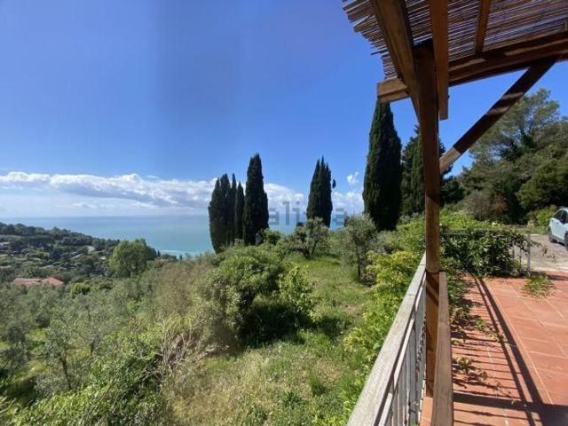 Casa in vendita a Barbazzano, Lerici
