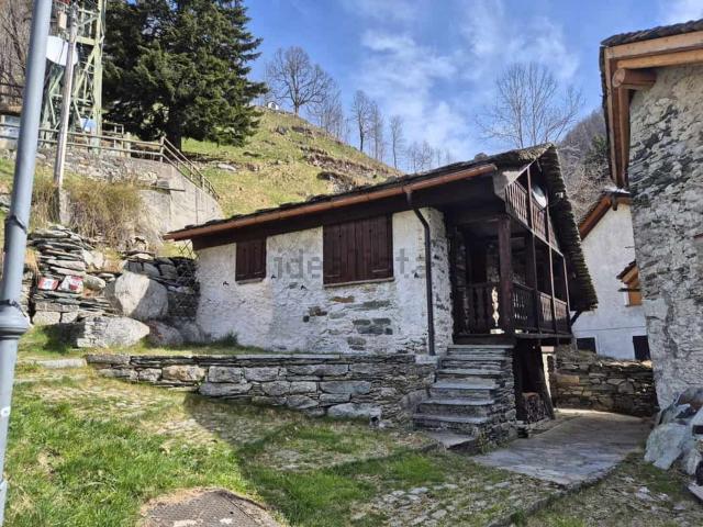 Casa in vendita a Piemonte, Vercelli