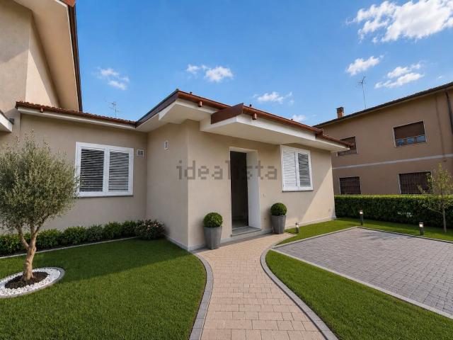 Casa in vendita a Quarrata, Toscana