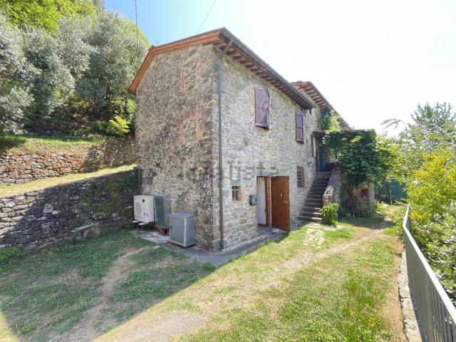 Casa in vendita a Unione dei comuni Media Valle del Serchio, Pescaglia