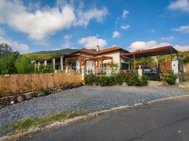 Casa in vendita a Molino Nuovo, Andora