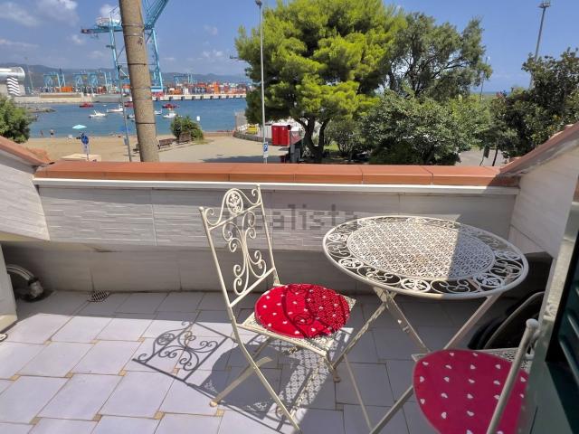 Casa in vendita a Vado Ligure, Liguria
