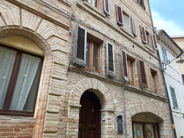 Casa in vendita a Marche, Macerata