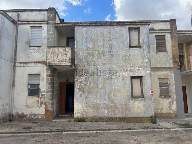 Casa in vendita a Casarano, Lecce