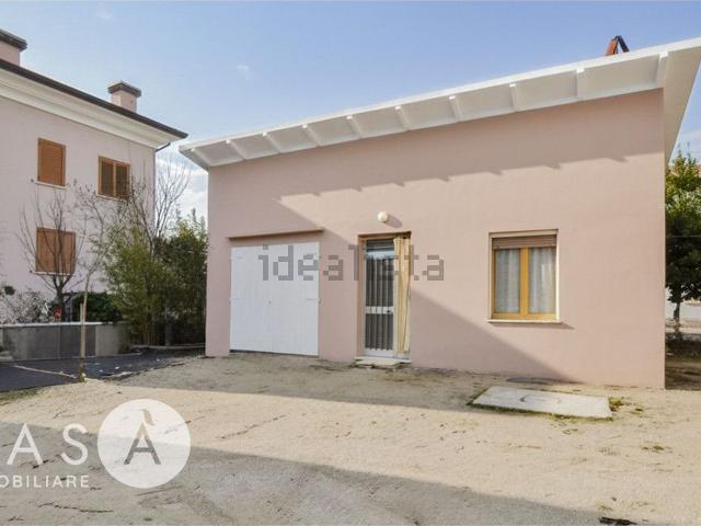 Casa in vendita a Cesenatico, Reggio Emilia