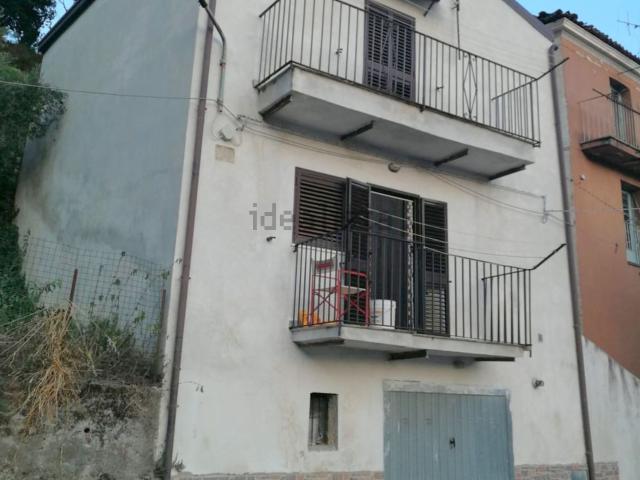 Casa in vendita a Castelluccio Inferiore, Basilicata