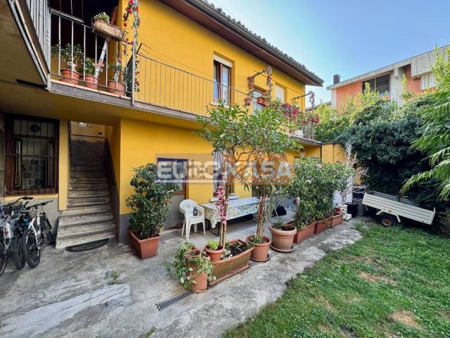 Casa in vendita a Lallio, Bergamo
