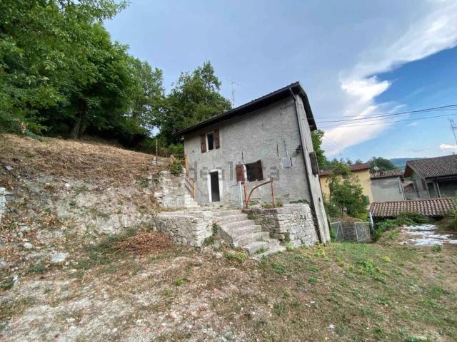 Casa in vendita a Appennino Reggiano, Re