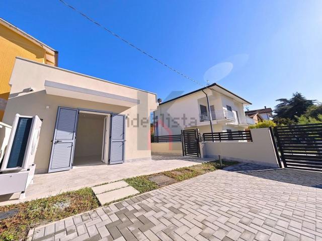 Casa in vendita a Unione di Comuni della Romagna Forlivese, Quattro