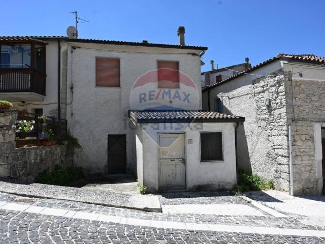 Casa in vendita a Rionero Sannitico, Molise