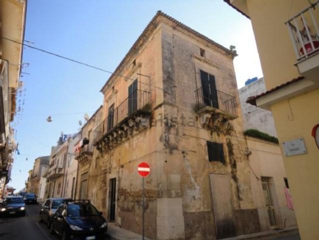 Casa in vendita a Santa Croce Camerina, Sicilia