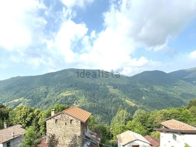 Casa in vendita a San Nazzaro Val, Lombardia