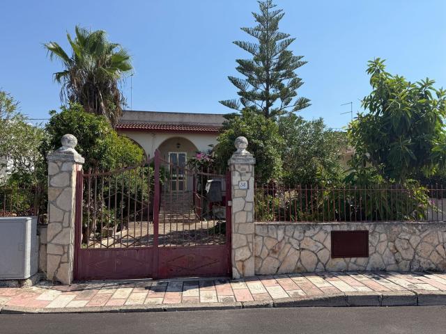 Casa in vendita a Puglia, Taranto