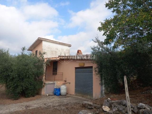 Casa in vendita a Sonnino, Lazio