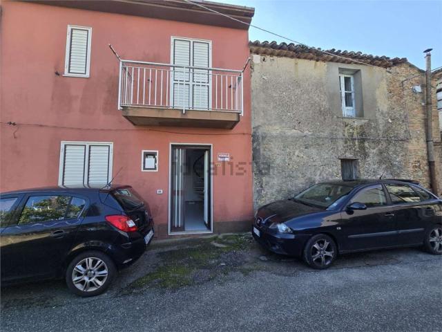 Casa in vendita a Calabria, Catanzaro