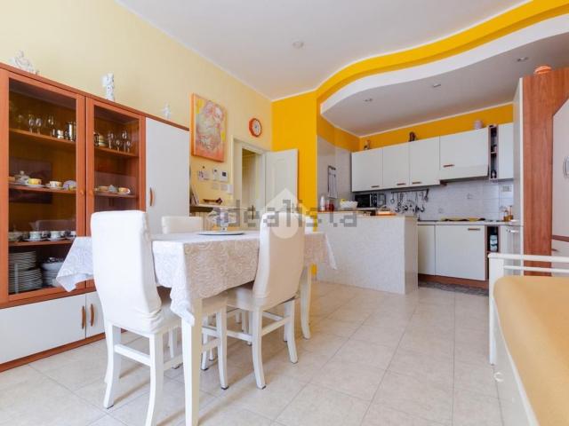 Casa in vendita a Puglia, Bari