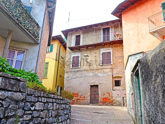Casa in vendita a Tremezzina, Lombardia