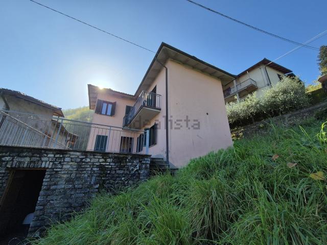 Casa in vendita a Unione Comuni Garfagnana, Camporgiano