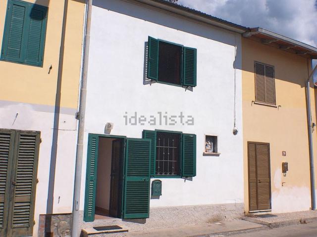 Casa in vendita a Montale Alto, Montale