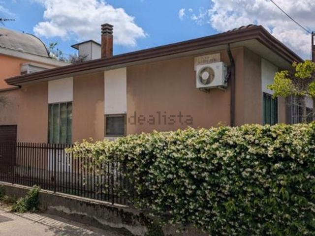 Casa in vendita a Padova, Veneto