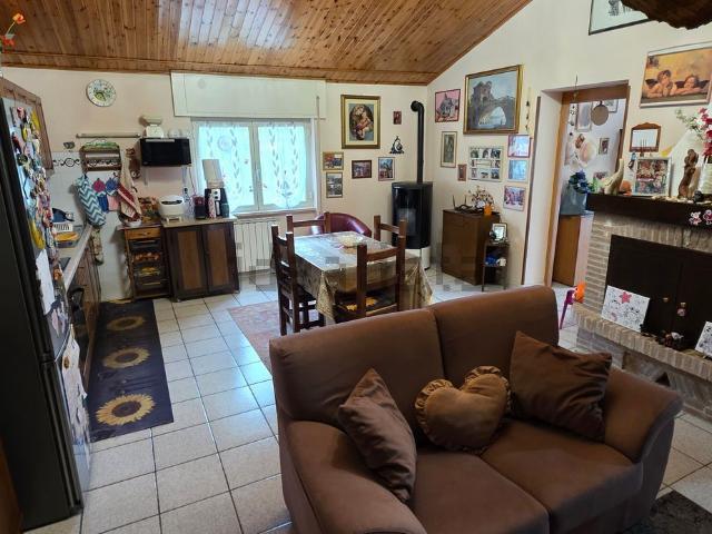 Casa in vendita a Rocca Di Botte, Abruzzo