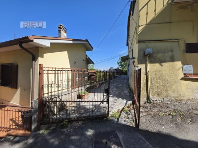 Casa in vendita a Rieti, Lazio