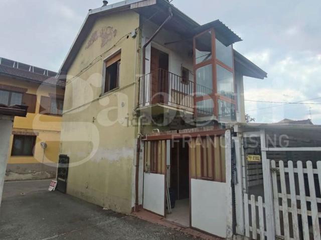 Casa in vendita a Magnonevolo, Cerrione