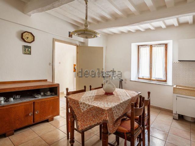 Casa in vendita a Abbadia San Salvatore, Toscana