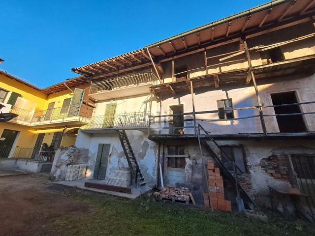Casa in vendita a Piemonte, Novara