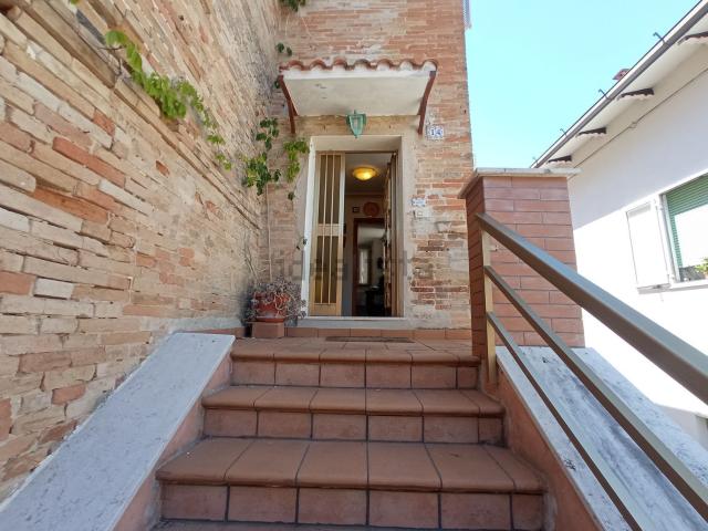 Casa in vendita a Marche, Fermo