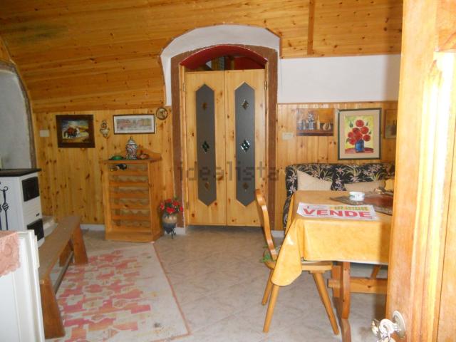Casa in vendita a Pescocanale, Capistrello