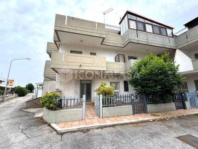 Casa in vendita a Puglia, Brindisi