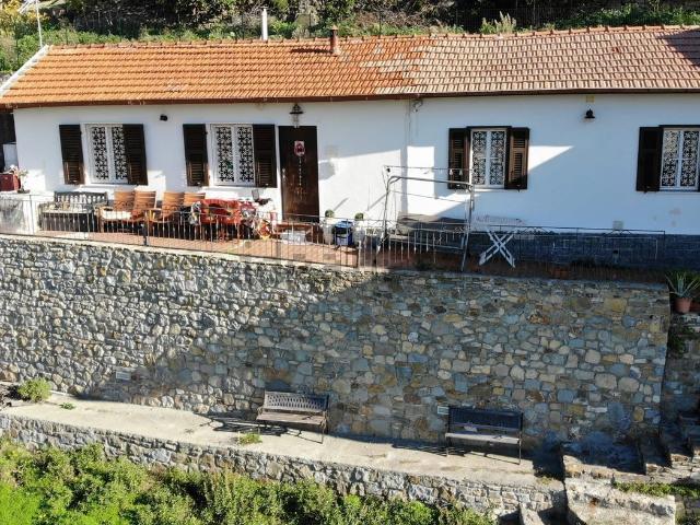 Casa in vendita a Poggio di Sanremo, San Remo