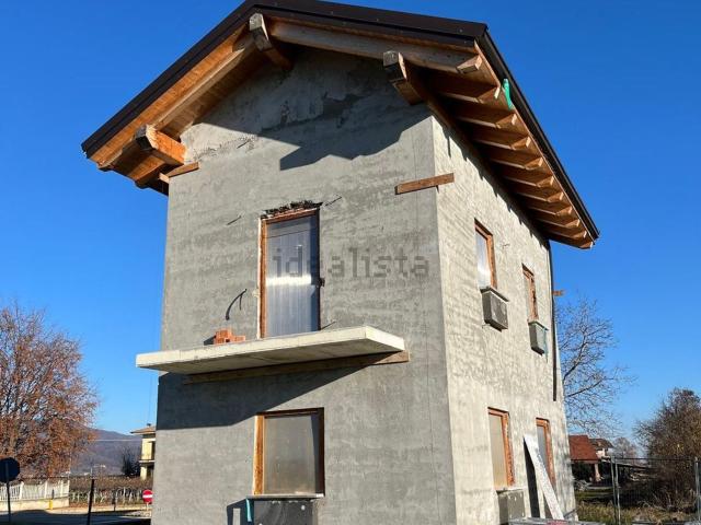 Casa in vendita a Frazione Roata Raffo, Piemonte