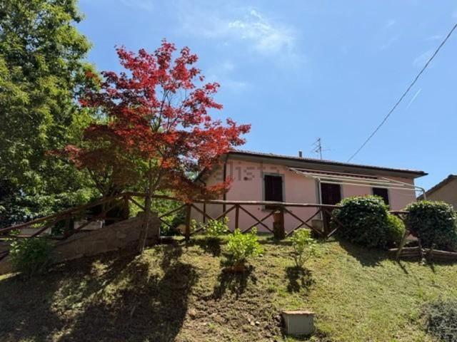 Casa in vendita a Marliana, Toscana