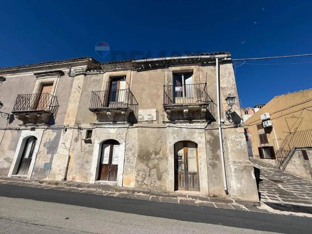 Casa in vendita a Buscemi, Siracusa