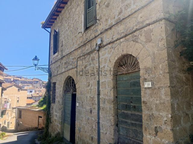 Casa in vendita a Carbognano, Lazio
