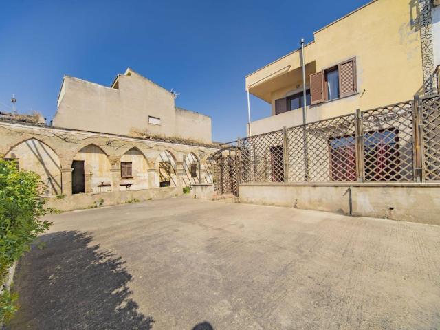 Casa in vendita a Sinnai, Sardigna/Sardegna