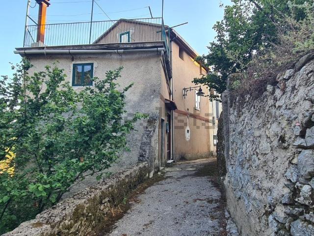 Casa in vendita a Giffoni Sei Casali, Campania