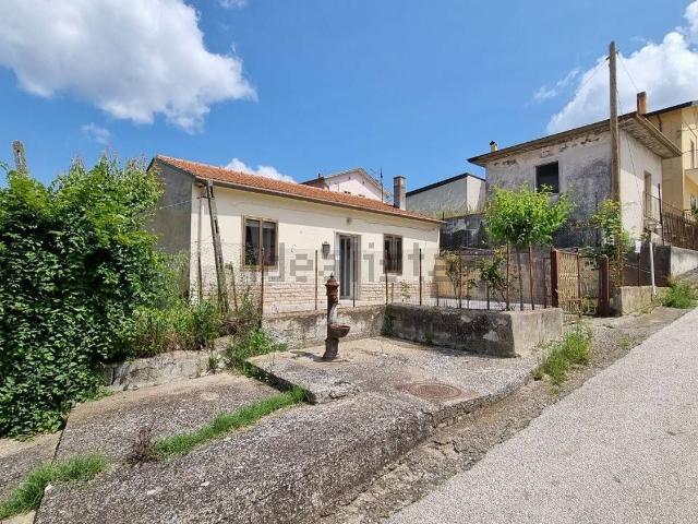 Casa in vendita a Scampitella, Campania
