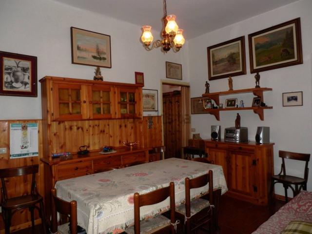 Casa in vendita a Vanzago, Lombardia
