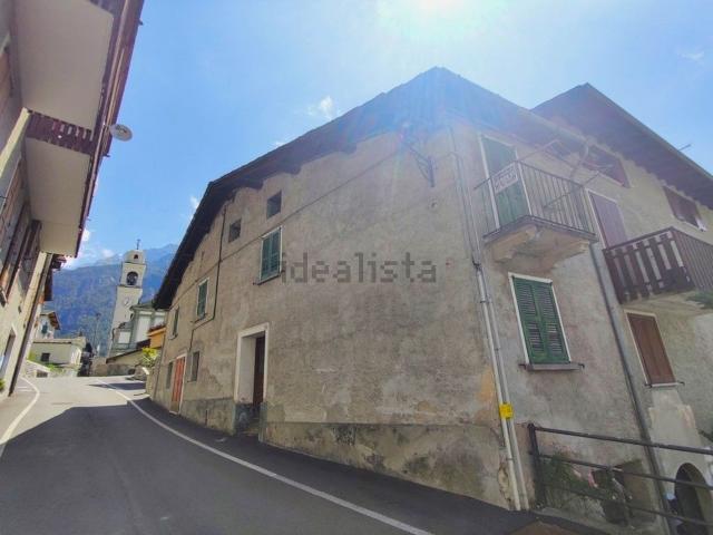 Casa in vendita a Lanzada, Lombardia