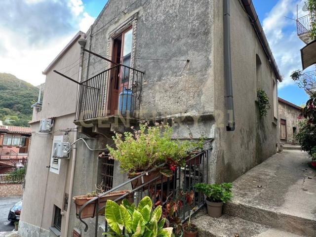 Casa in vendita a Saponara, Sicilia