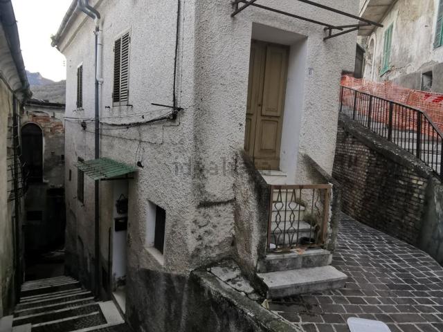 Casa in vendita a Farindola, Abruzzo