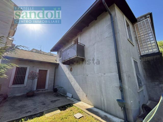 Casa in vendita a Piemonte, Vercelli